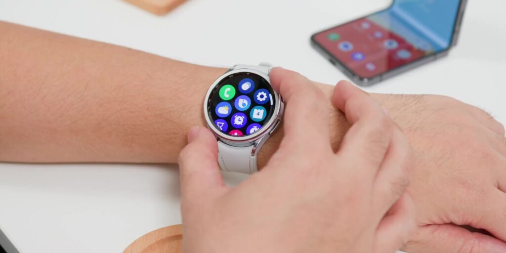 THIS Samsung Smartwatch Is Awesome! ⌚ Samsung Galaxy Watch6 Classic | Unboxing & First Impressions 21 4.2 swipe bottom