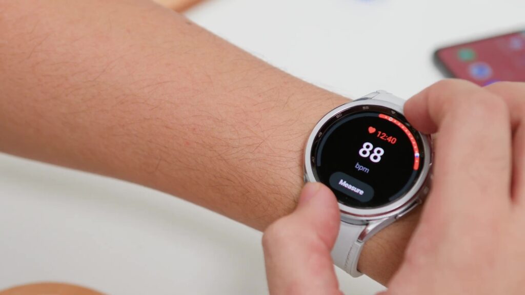 Samsung Galaxy Watch6 Classic After 1 Month: The Truth? BEST Android Smartwatch? 🤔 15 3.5 heart rate