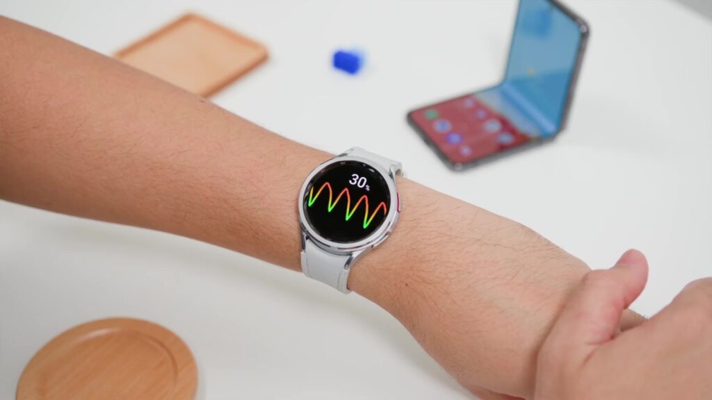 Samsung Galaxy Watch6 Classic After 1 Month: The Truth? BEST Android Smartwatch? 🤔 16 3.6 blood O2