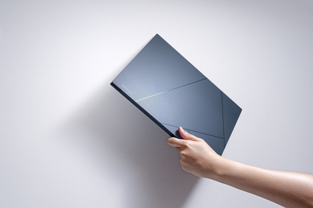 ASUS Zenbook 14 OLED UX3405 1