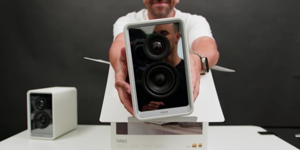Edifier QR65: This Aesthetic RGB Speaker Will Elevate Your Desk Setup! 3 1.2 speaker themselves