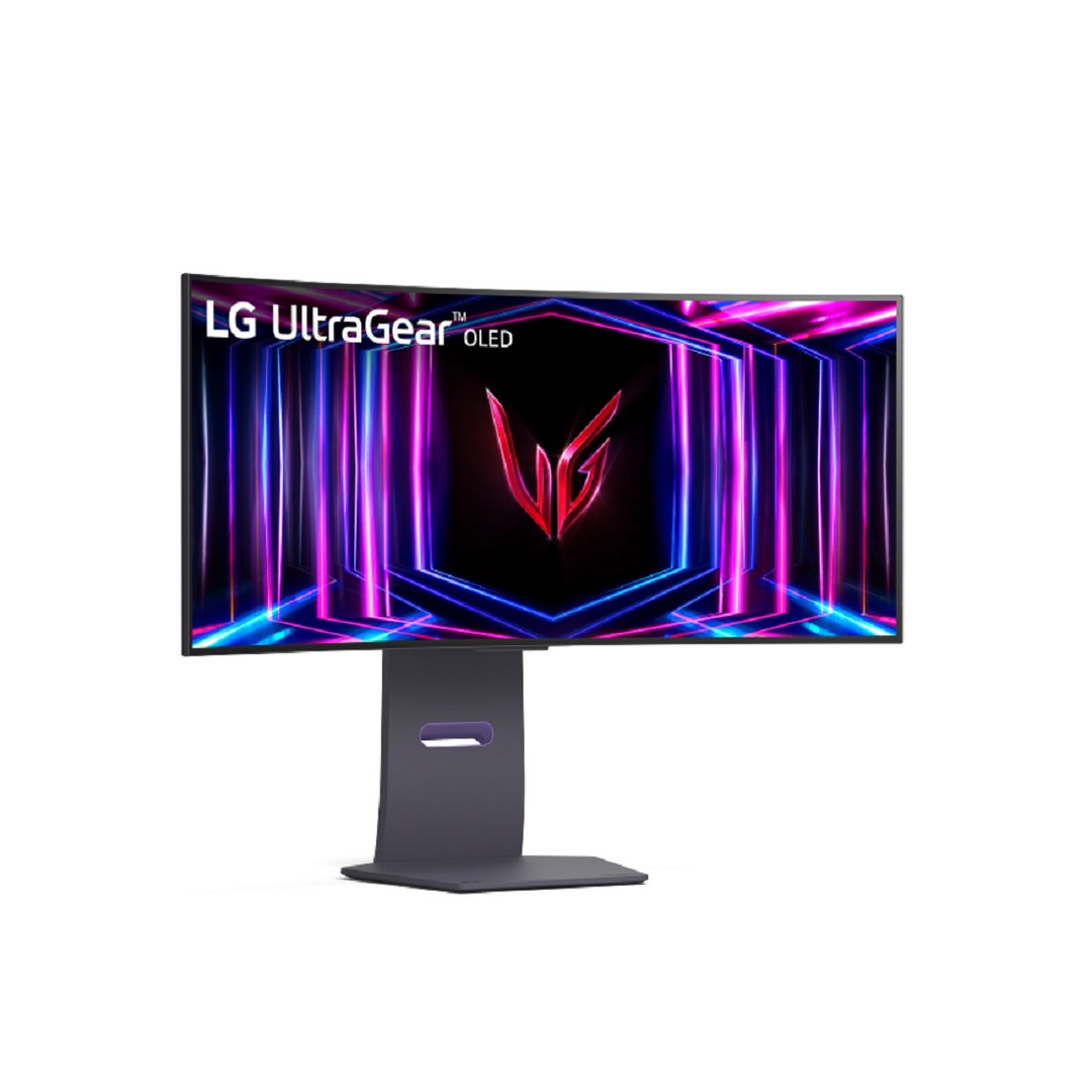 LG UltraGear OLED gaming monitor 3