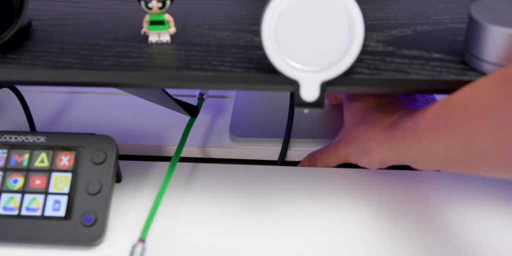 2024 Ultimate Triple-Monitor Productivity, Double Workstation Desk Setup 🖥️ 3 1.2 cable mgmt