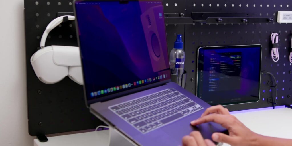 2024 Ultimate Triple-Monitor Productivity, Double Workstation Desk Setup 🖥️ 42 5.8 macbook pro