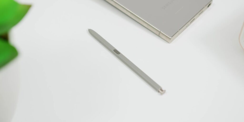 1.1 S pen