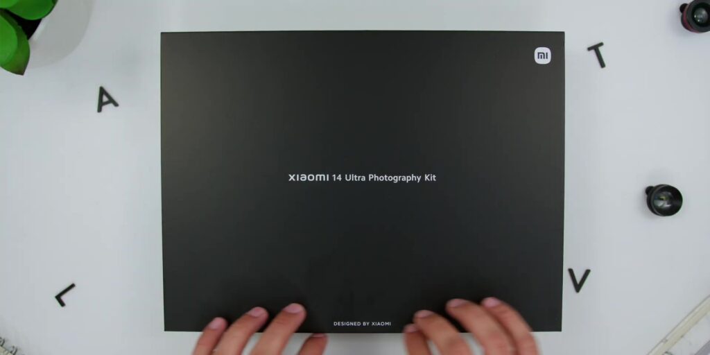 Xiaomi 14 Ultra: Best Smartphone For Video? π€ All Features Explained 2 1.1 kit box