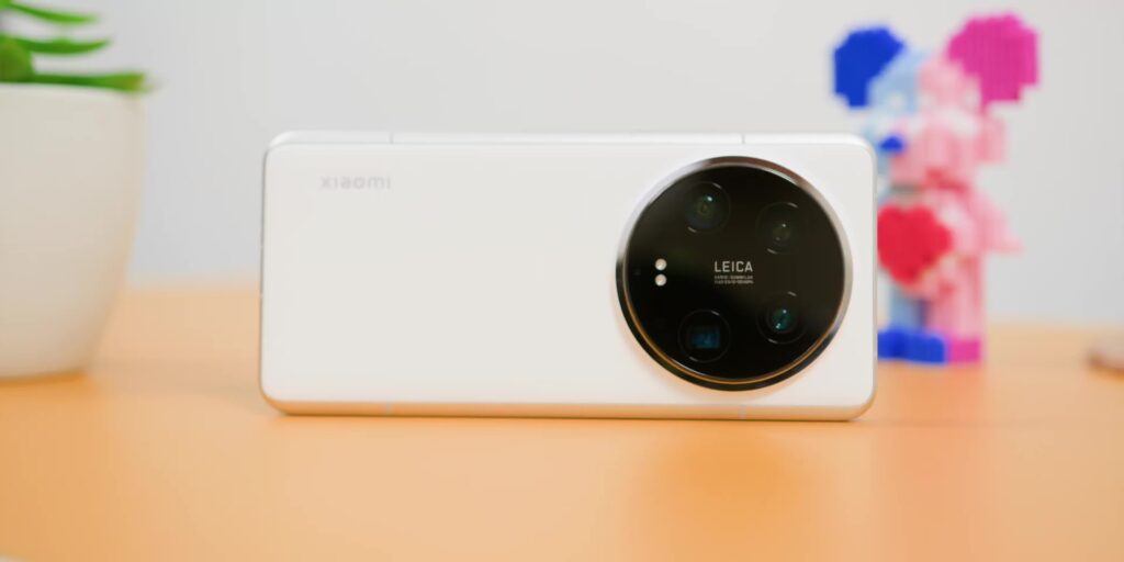 Xiaomi 14 Ultra: Best Smartphone For Video? π€ All Features Explained 1 0.1 intro 5