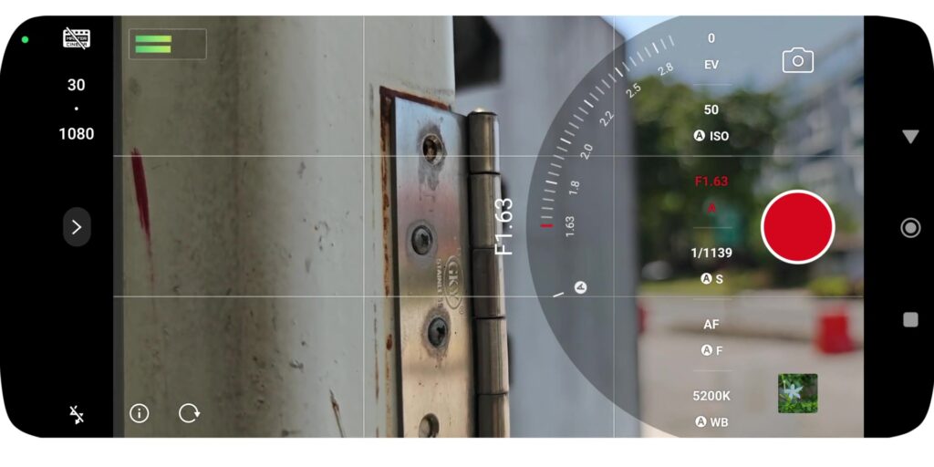 Xiaomi 14 Ultra: Best Smartphone For Video? π€ All Features Explained 32 7.4 aperture stepless