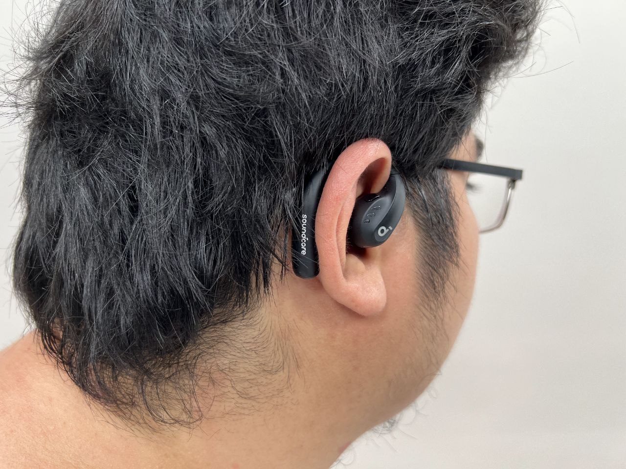 Anker Soundcore AeroFit Pro Review: Open-Ear Headband Earphones for Aware Athletes 3 Anker Soundcore AeroFit Pro Review 3