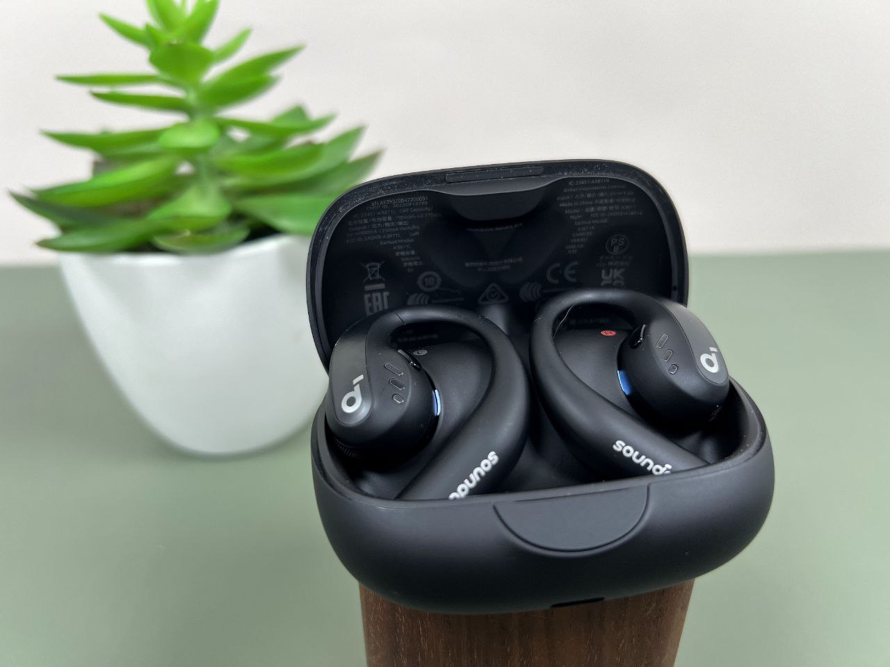 Anker Soundcore AeroFit Pro Review: Open-Ear Headband Earphones for Aware Athletes 1 Anker Soundcore AeroFit Pro Review 6