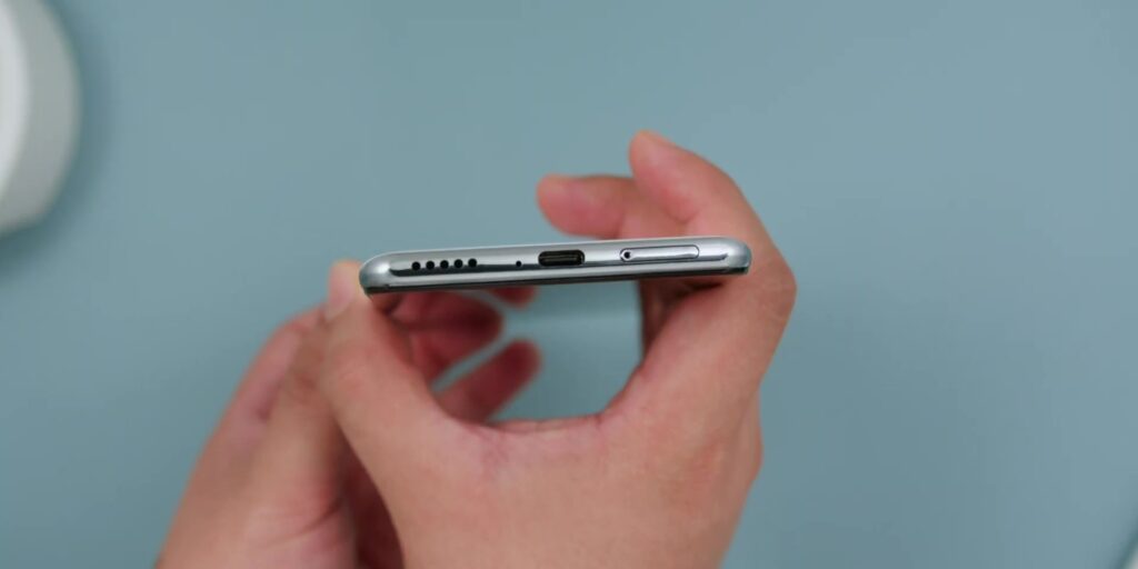 4.6 usb port