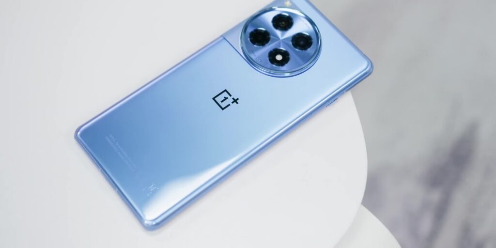 2.3 glass back