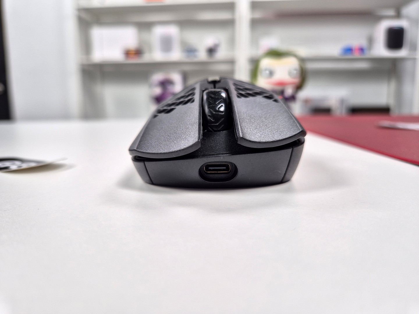 SteelSeries Aerox 5 Wireless Mouse Review: A Featherweight Contender with Caveats 4 SteelSeries Aerox 5 Wireless 2