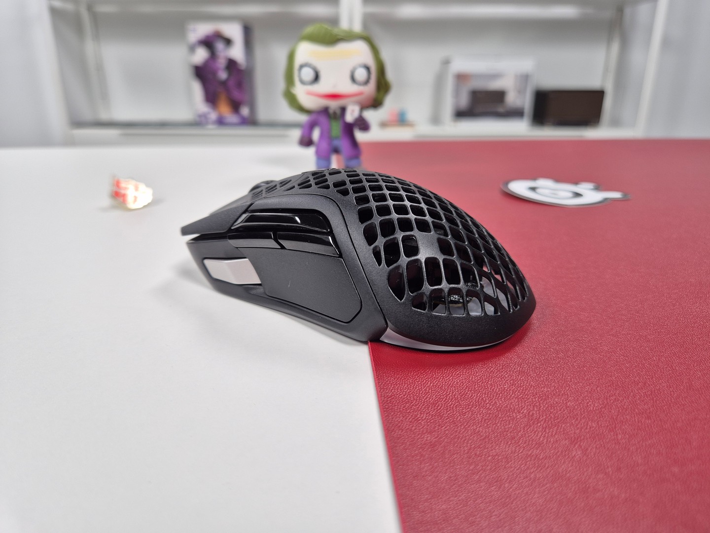 SteelSeries Aerox 5 Wireless Mouse Review: A Featherweight Contender with Caveats 8 SteelSeries Aerox 5 Wireless 4