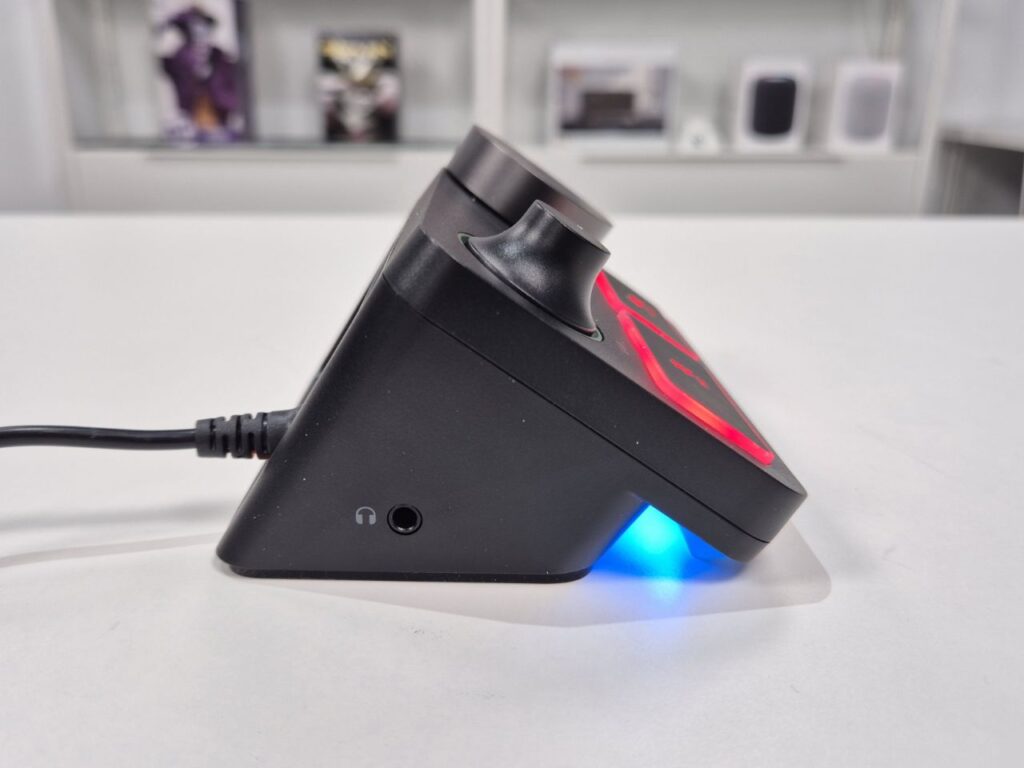SteelSeries Alias Pro Review Mixer 3