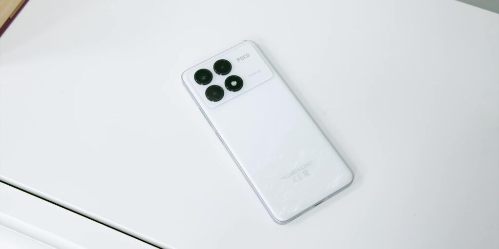 1.1 white design