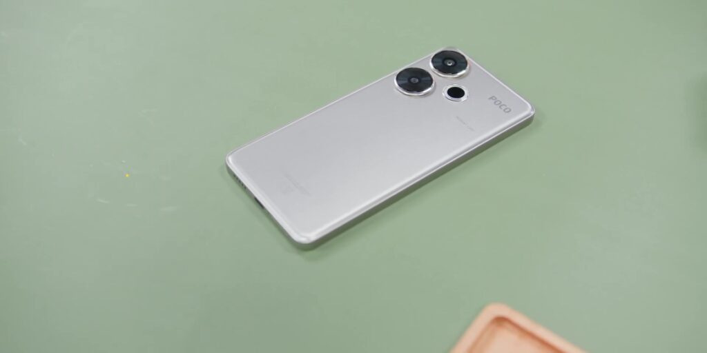 POCO F3 vs POCO F6: The King 👑 FINALLY Lost? 😳 2 1.1 titanium trend