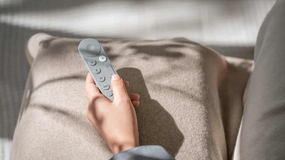 Google Launches Google TV Streamer with AI Support, Kills Off Chromecast 2 Google TV Streamer Remote