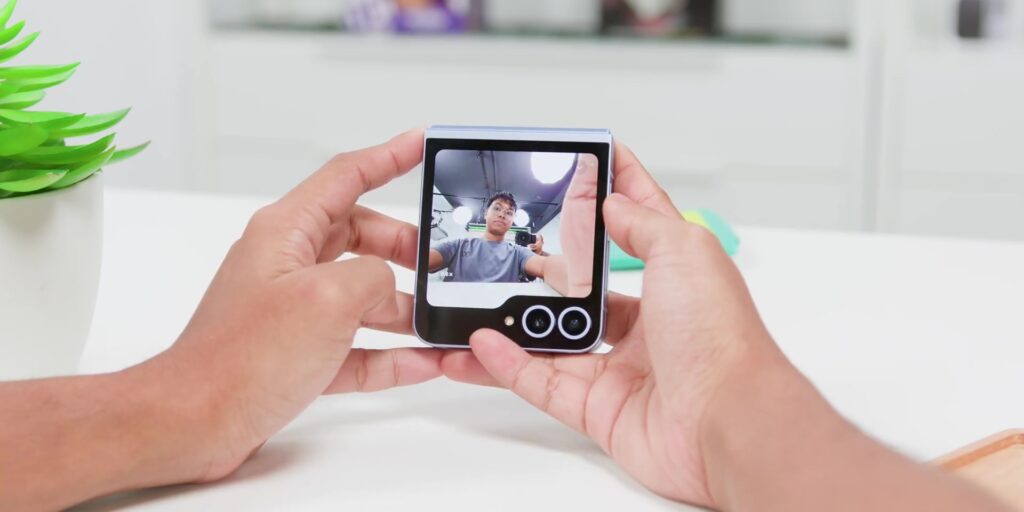 Leveling Up The Samsung Galaxy Z Flip6! 💯 21 3.7 ultrawide selfie mode