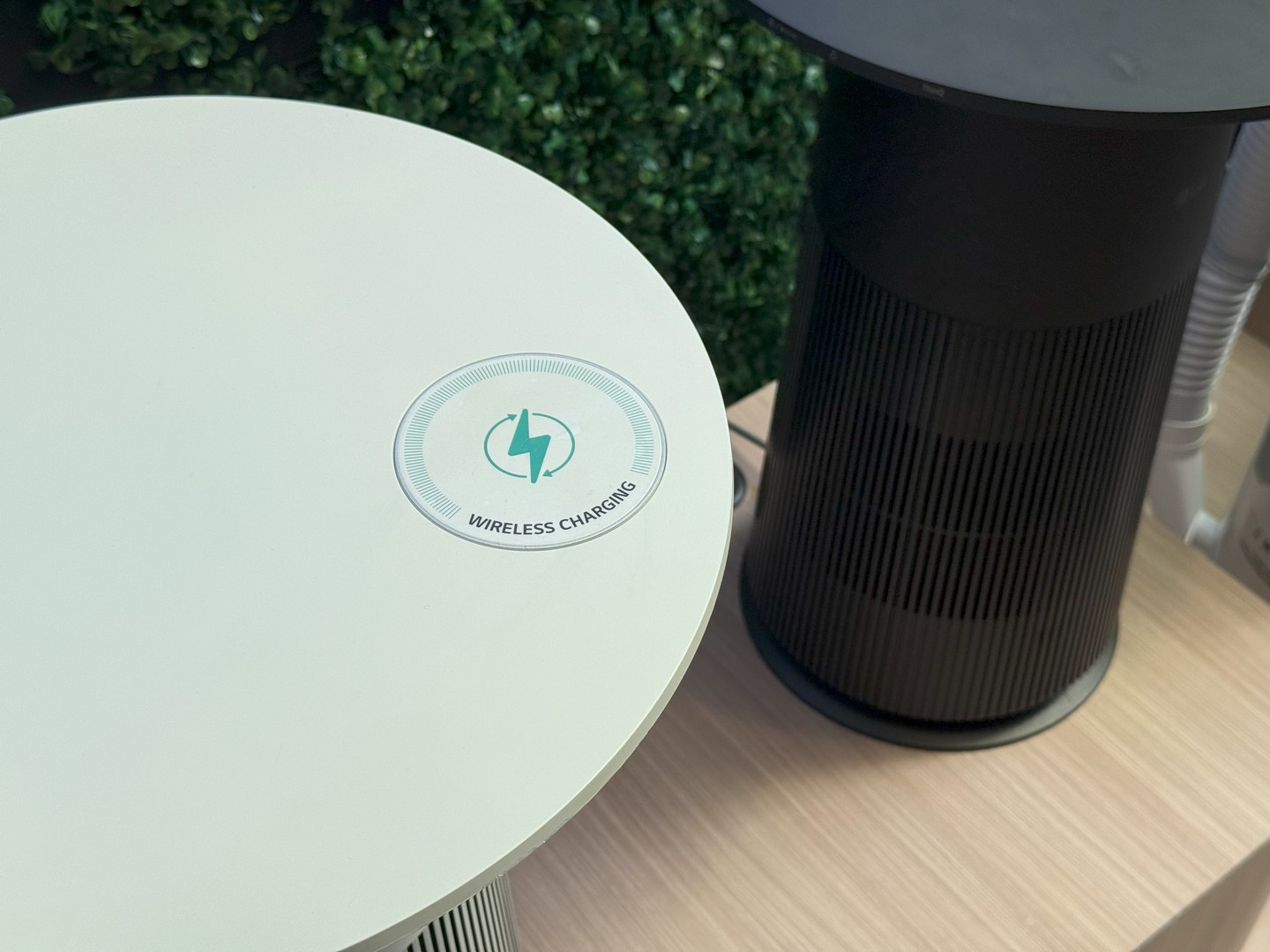 LG PuriCare AeroFurniture Launched in Malaysia: An Air Purifier that Doubles as a Table 2 LG PuriCare AeroFurniture 1