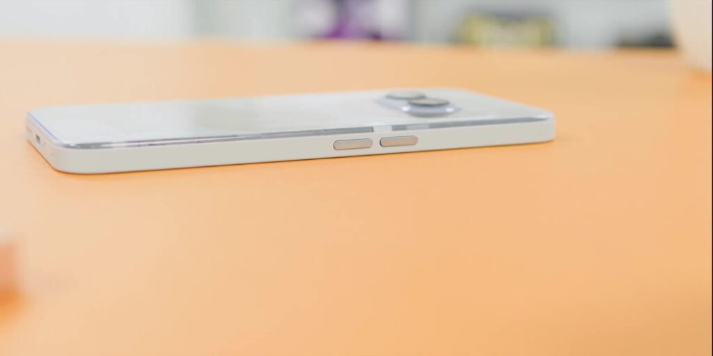 Nothing Phone (2a) Plus: "Nothing" Different? 🤔 7 1.9 alum sides