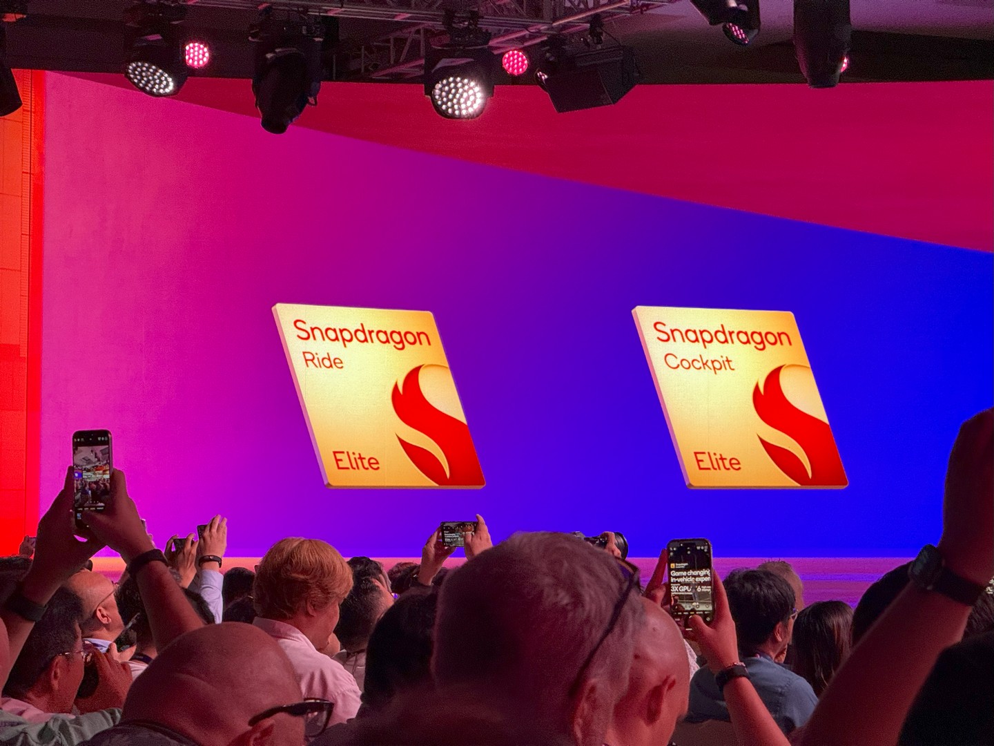 Qualcomm Unveils Powerful New Snapdragon Cockpit Elite and Snapdragon Ride Elite Automotive Platforms at Snapdragon Summit 6 Snapdragon Cockpit Elite and Snapdragon Ride Elite 1
