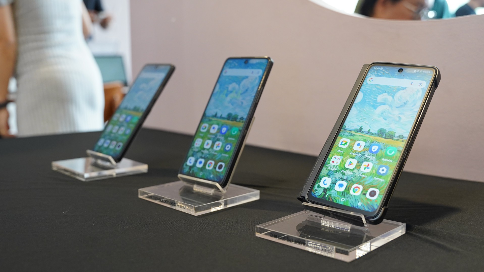 TCL Unveils New TCL 50 PRO NXTPAPER 5G; Set to launch in Malaysia This December 1 TCL 50 PRO NXTPAPER 5G