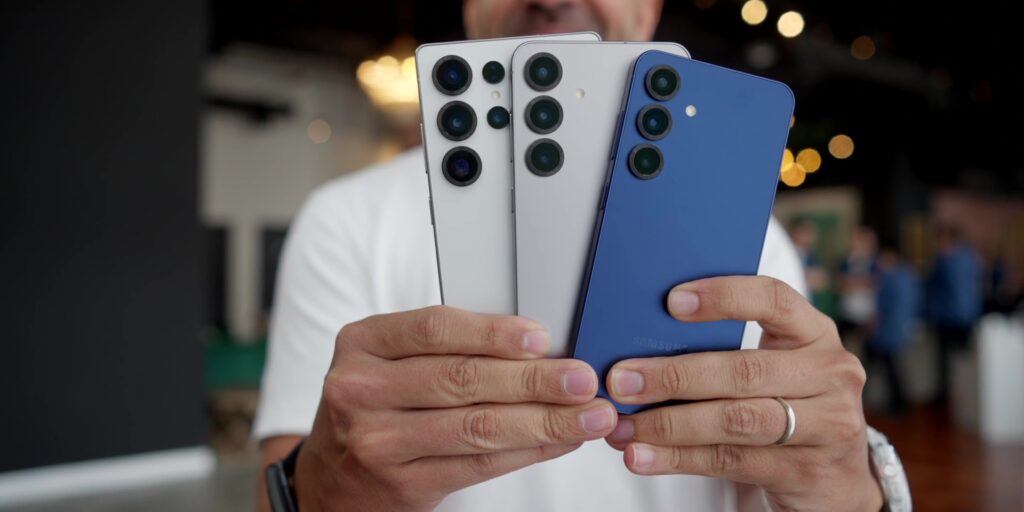 Samsung Galaxy S26 Series Release Reportedly Delayed to March 2026 1 0.2 intro s25 series hands on