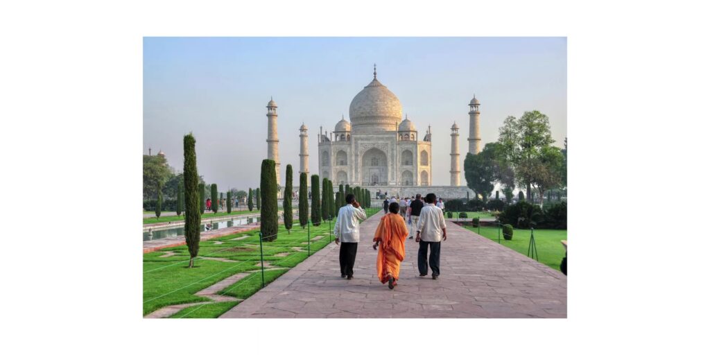 7.4 taj mahal many