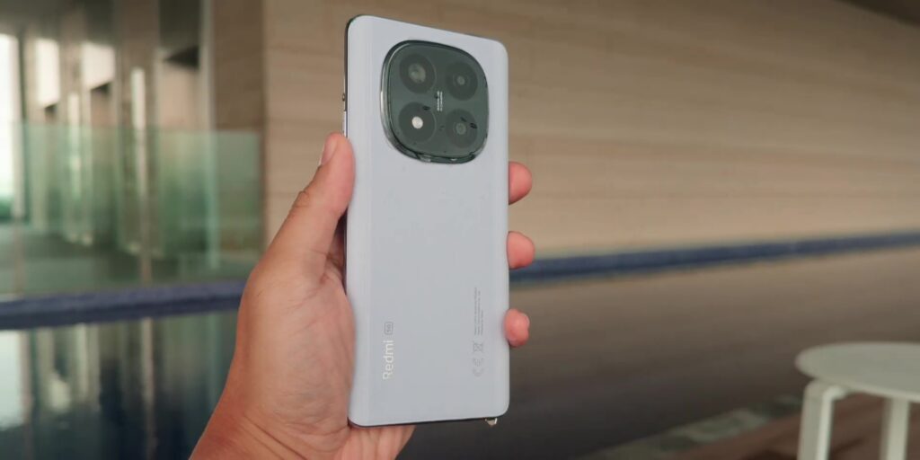 1.5 camera housing 1