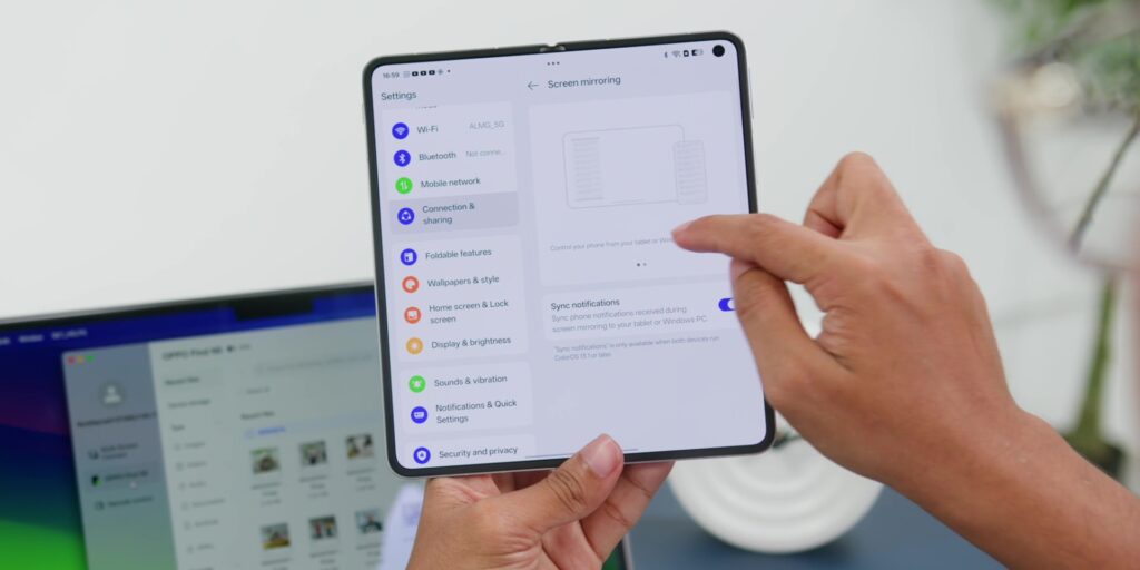 5.2 mirror screen