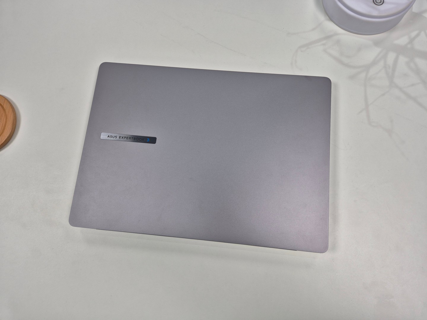 ASUS ExpertBook P5 (P5405) Review: A Work Meeting Powerhouse 1 ASUS ExpertBook P5 (P5405) Review 3