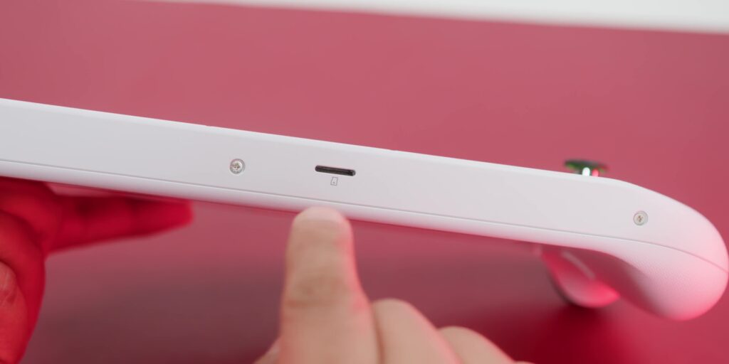 3.4 microSD card slot