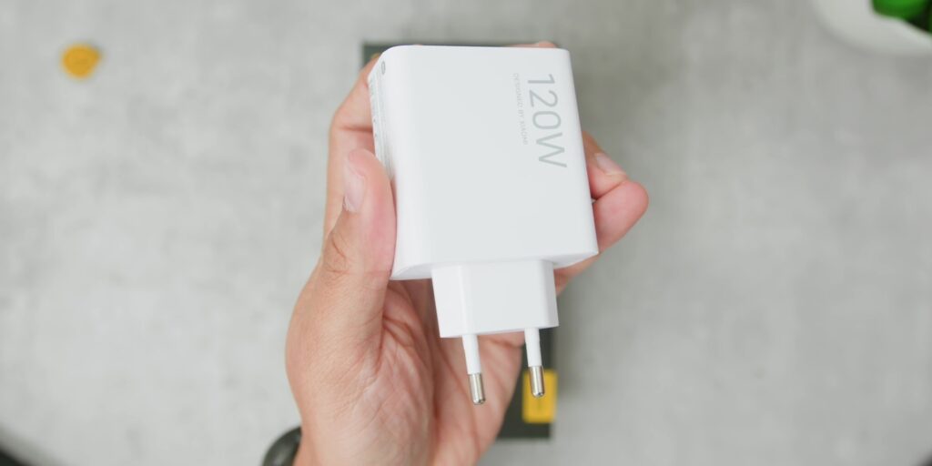 1.2 120W charger