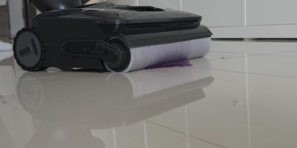 Tineco S9 Artist: Is This the Smartest Floor Washer Ever? 21 4.2 omni wheels