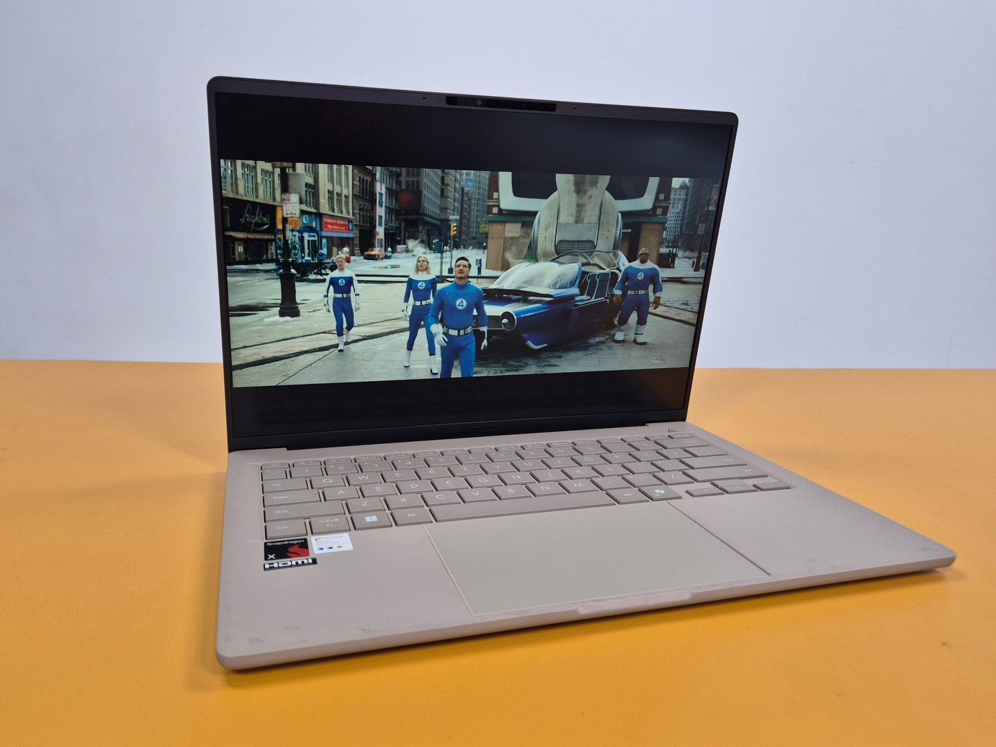 ASUS Zenbook A14 (UX3407Q) Review: Lightweight Elegance Meets AI-Enhanced Productivity 7 ASUS Zenbook A14 UX3407Q Review Display