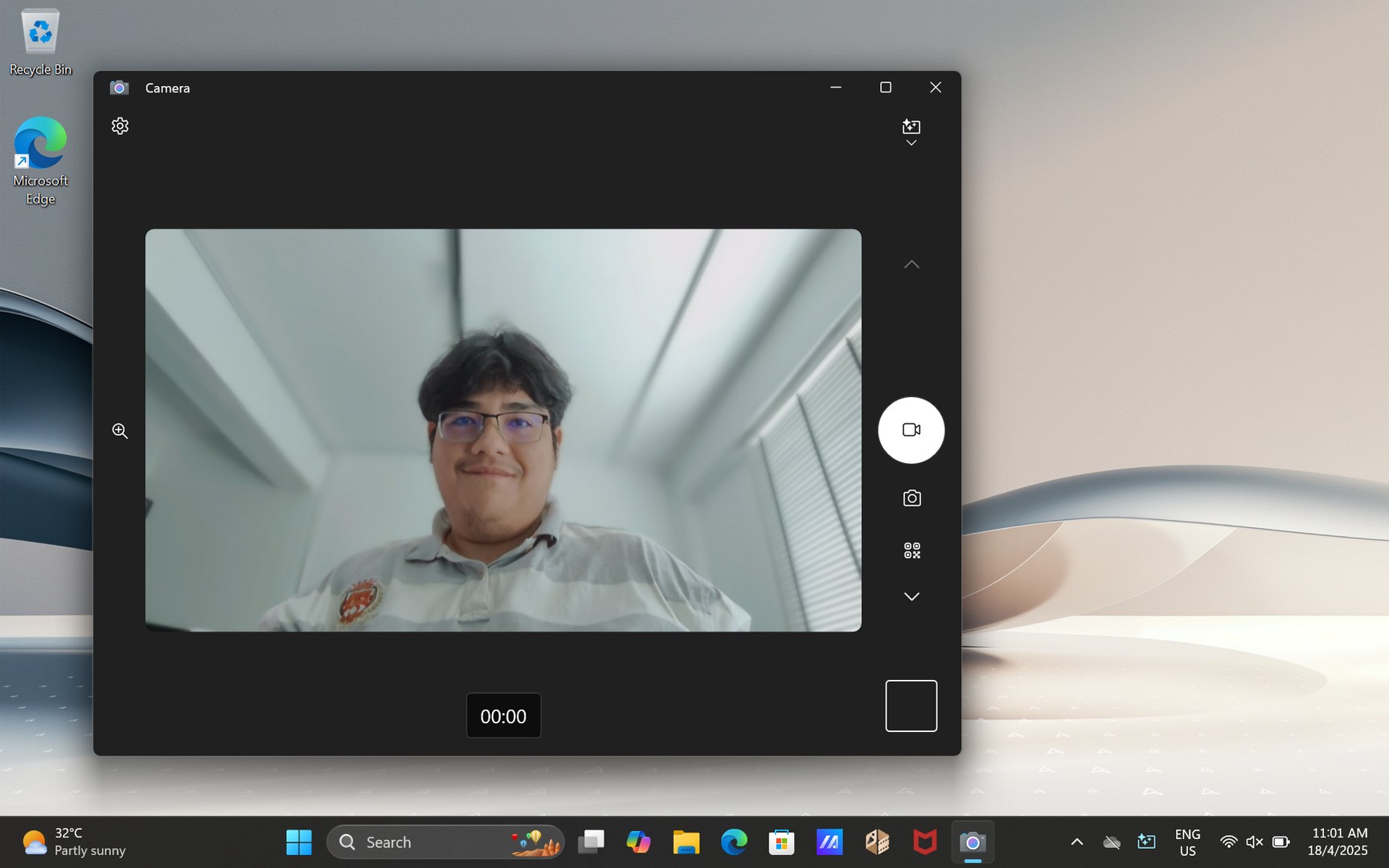 ASUS Zenbook A14 (UX3407Q) Review: Lightweight Elegance Meets AI-Enhanced Productivity 13 ASUS Zenbook A14 UX3407Q Review Screenshot 1