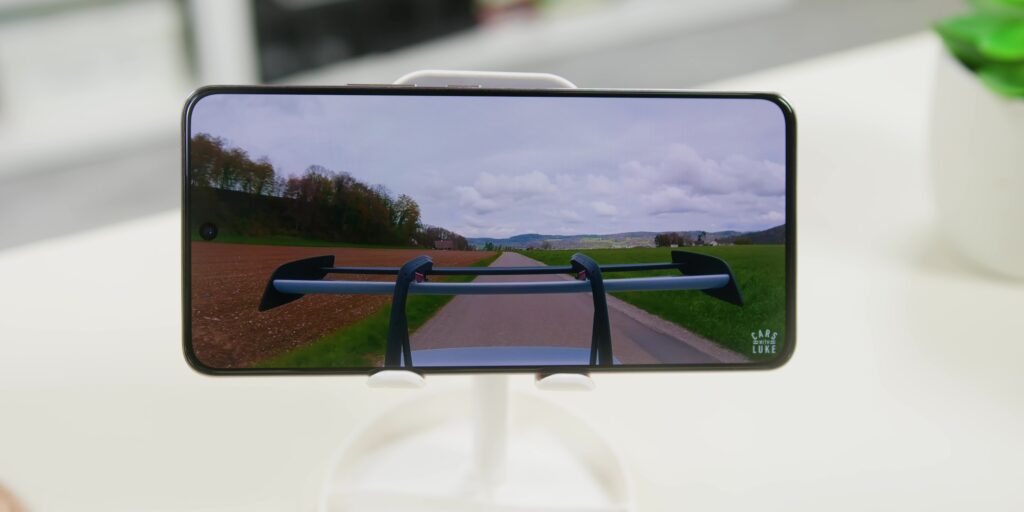 vivo V50 Lite: I Thought Lite Phones Were Weak—Then I Tried This 12 3.2 watching videos