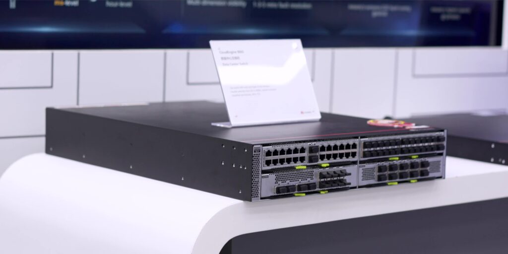 HUAWEI CloudEngine 8865-4C