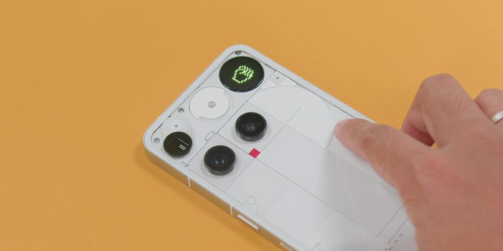 Nothing Phone (3) vs Samsung Galaxy S25: Style vs. Stability 151 2.8 glyph button