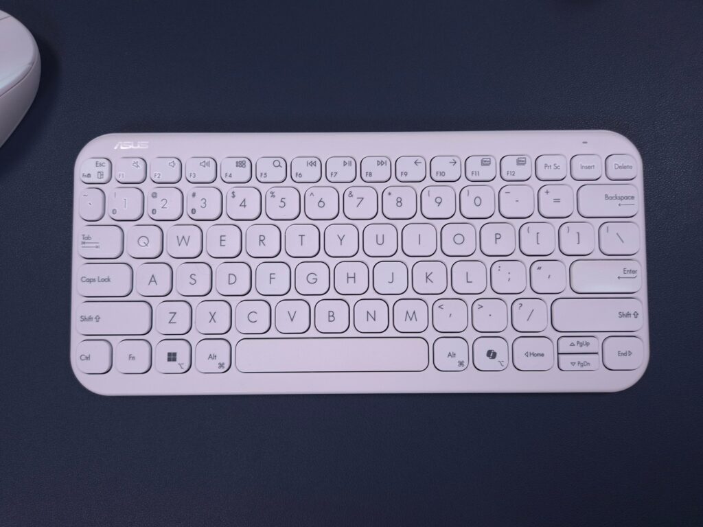 ASUS Marshmallow Keyboard KW100 White Review 9