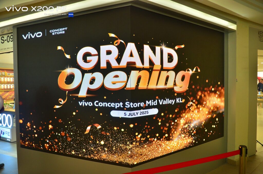 vivo Mid Valley Grand Opening
