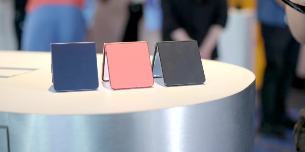 2.10 flip color options
