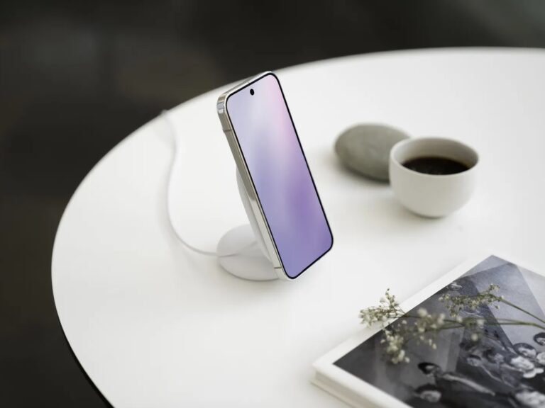 Pixelsnap Charger