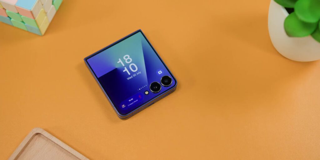 Samsung Galaxy Z Flip7 After 2 Weeks: Finally the Foldable Worth Switching To? 47 Samsung Galaxy Z Flip7
