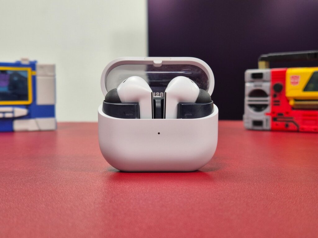 Samsung Galaxy Buds3 FE Case Open