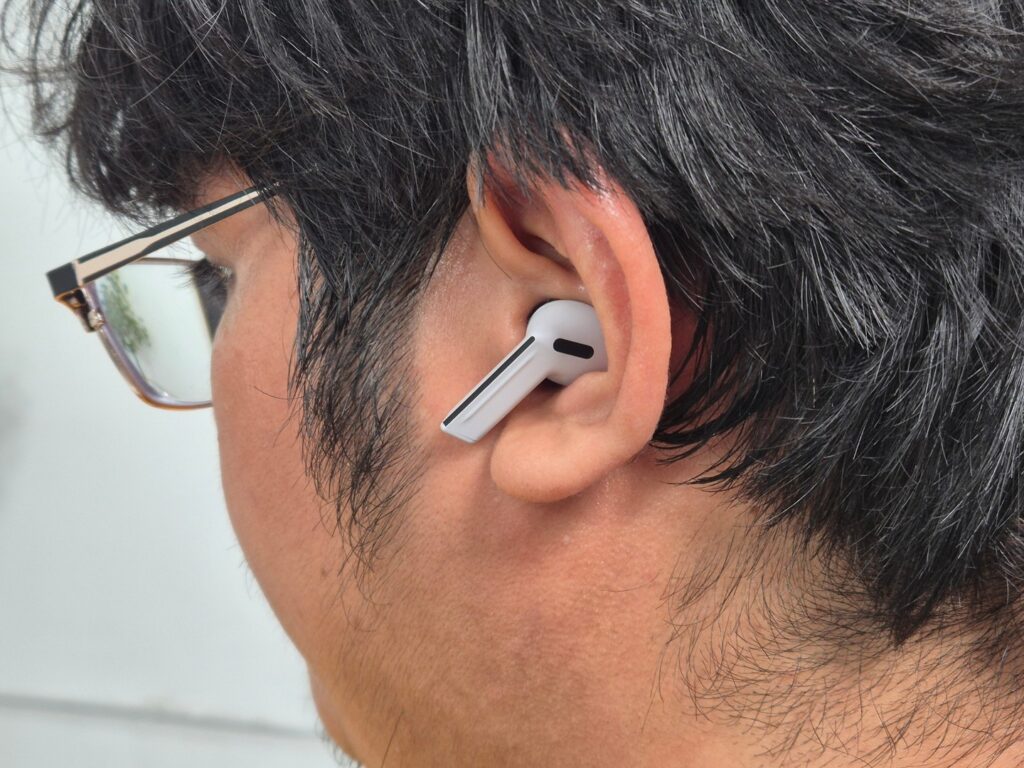 Samsung Galaxy Buds3 FE Ear