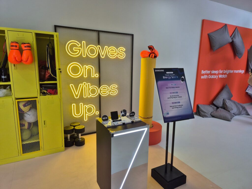 Samsung Unfold Club Watch8