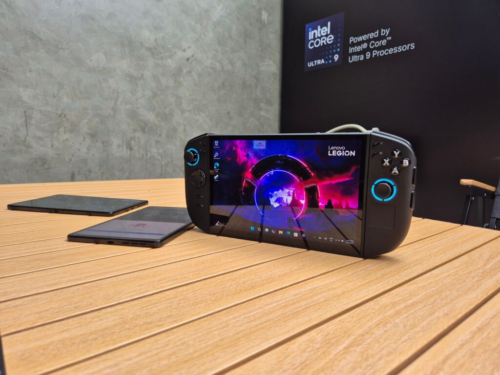 Lenovo Legion Go 2 Debuts in Malaysia Alongside New Gaming Portfolio 8 Lenovo Legion Go 2 Malaysia 1