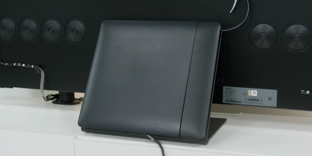 Samsung OLED S95F TV One Connect Box